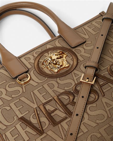 official versace website.